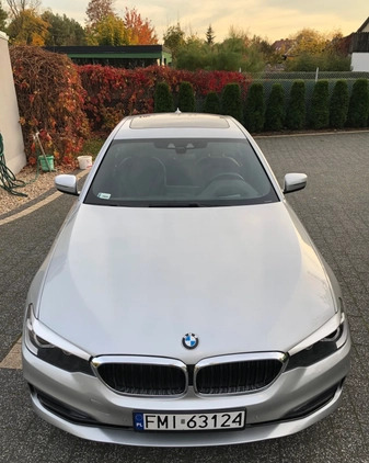 BMW Seria 5 cena 160000 przebieg: 37520, rok produkcji 2019 z Międzyrzecz małe 301